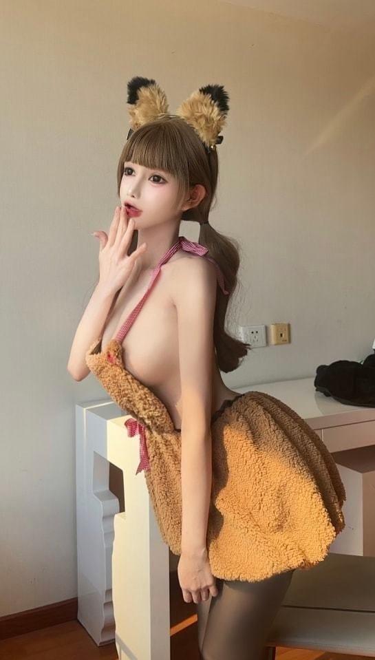 [微密圈]无欲无求的推土君 –红色战裙 [16P3V-396M]-1