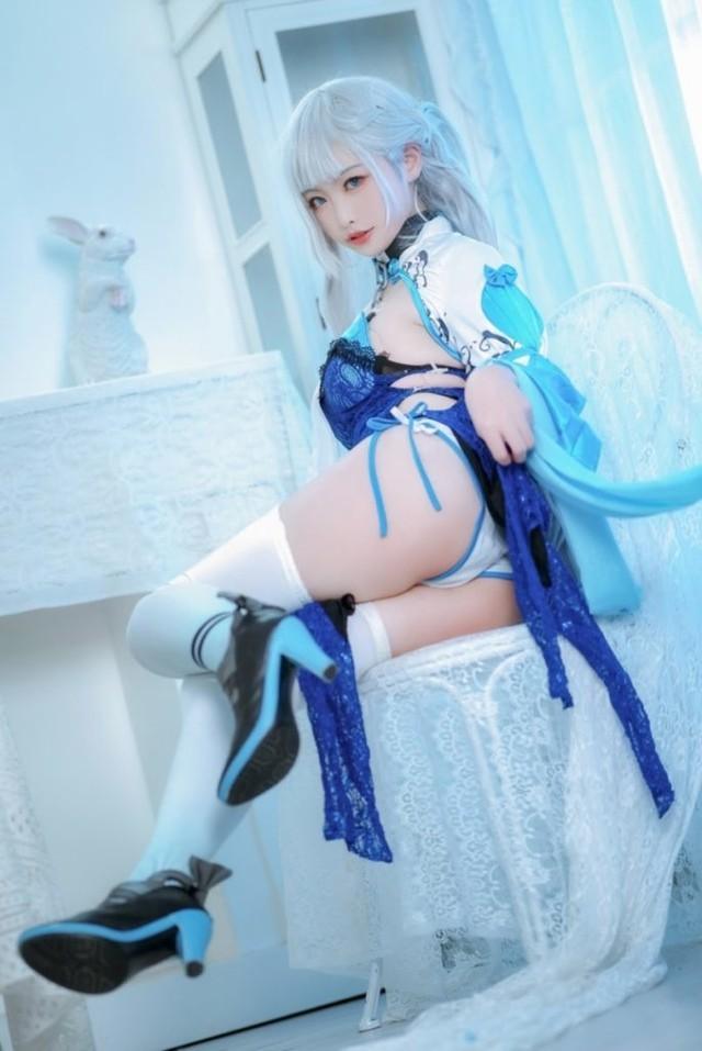 樱岛嗷 – NO.12 贝法尔斯特旗袍 [15P-144MB]-2