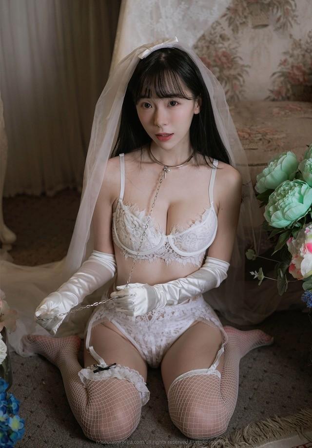 leeesovely(李素英) – STANGLE  No.02 Leeesovely (쏘블리) [73P-370MB]-1