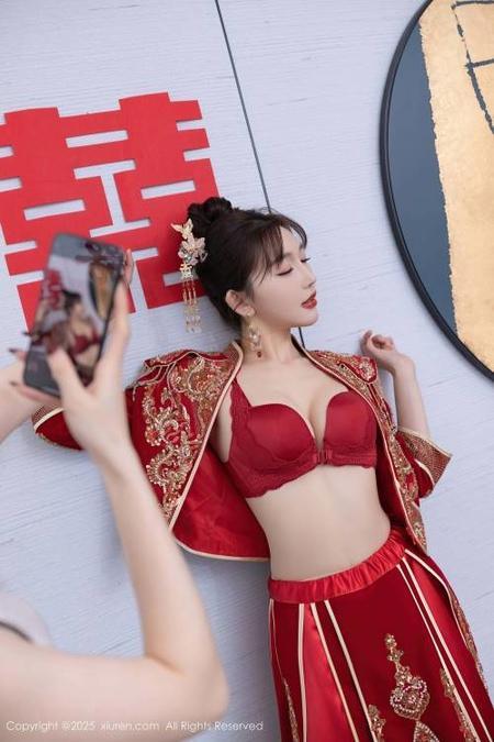 [Xiuren秀人网]2025.01.16 NO.9770 陆萱萱[82+1P/772MB]-1