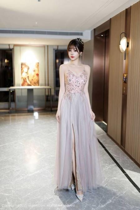 [Xiuren秀人网]2025.01.02 NO.9699 徐莉芝Booty[100+1P/793MB]