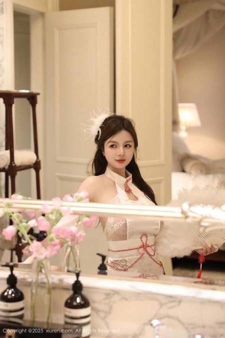 [Xiuren秀人网]2025.01.02 NO.9698 沈思怡[61+1P/588MB]-2