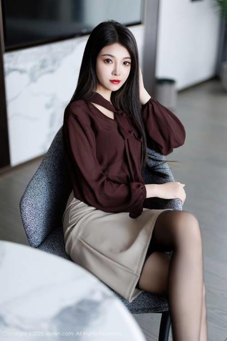 [Xiuren秀人网]2025.02.11 NO.9868 初梦瑶[83+1P/659MB]-1